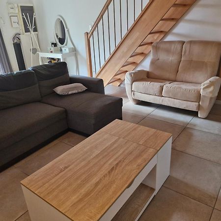 Petite Maison Meublee Entre Avignon Et Carpentras Morieres-les-Avignon Dış mekan fotoğraf